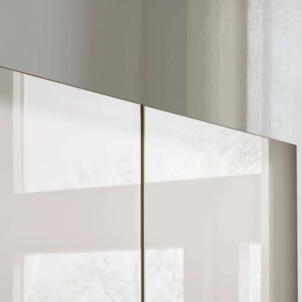 Wohnen 236 cm hoher Kleiderschrank mit acht Türen - Dilacco