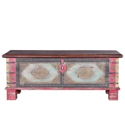 Wohnen Charakterstarke Holztruhe mit Metallgriffen - Agacina