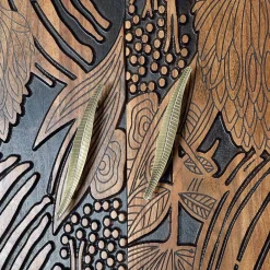 Wohnen Designermöbel|Esszimmer-Vitrinen*Design Barschrank mit Schnitzerei und Lack - Marcel