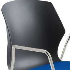 Wohnen Design Stapelstuhl mit Armlehnen - Latvisa