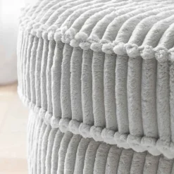 Wohnen Retro Möbel|Sessel*Drehbarer Wohnzimmersessel in Hellgrau - Iliana