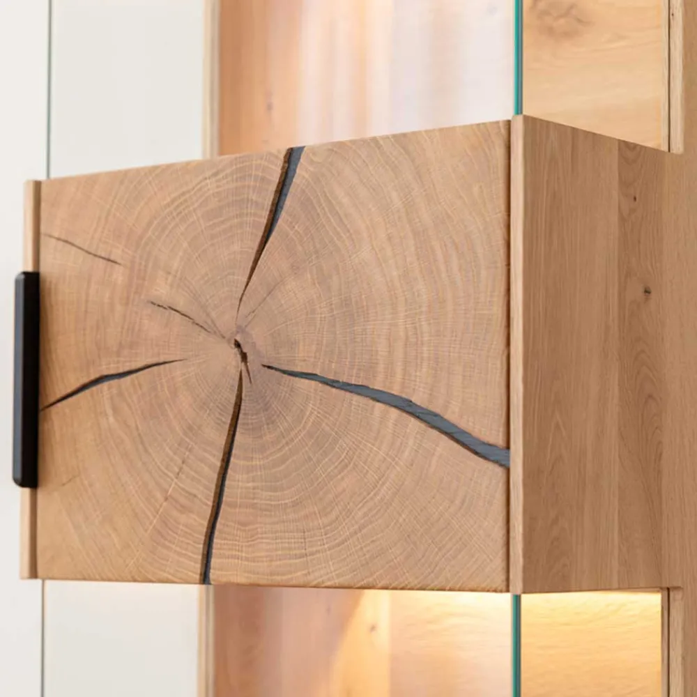 Wohnen Eichenholz Hängevitrine mit Hirnholz Applikation - Deruta