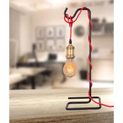 Wohnen Galgen Design Tischleuchte in Schwarz Rot - Lacuva