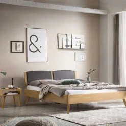 Wohnen Helles Eichebett mit Kunstleder Kopfteilpolstern - Vrona