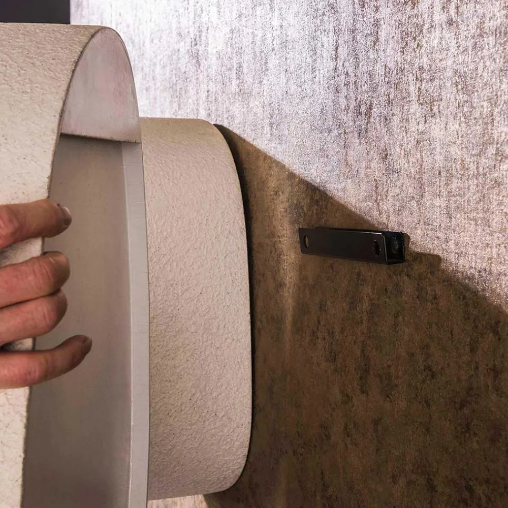 Wohnen Designermöbel*Hängeregal aus Marmorkomposit in Beige - Mayo