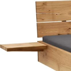 Wohnen Holzbett in Schwebeoptik aus Wildeiche - Moby (dreiteilig)