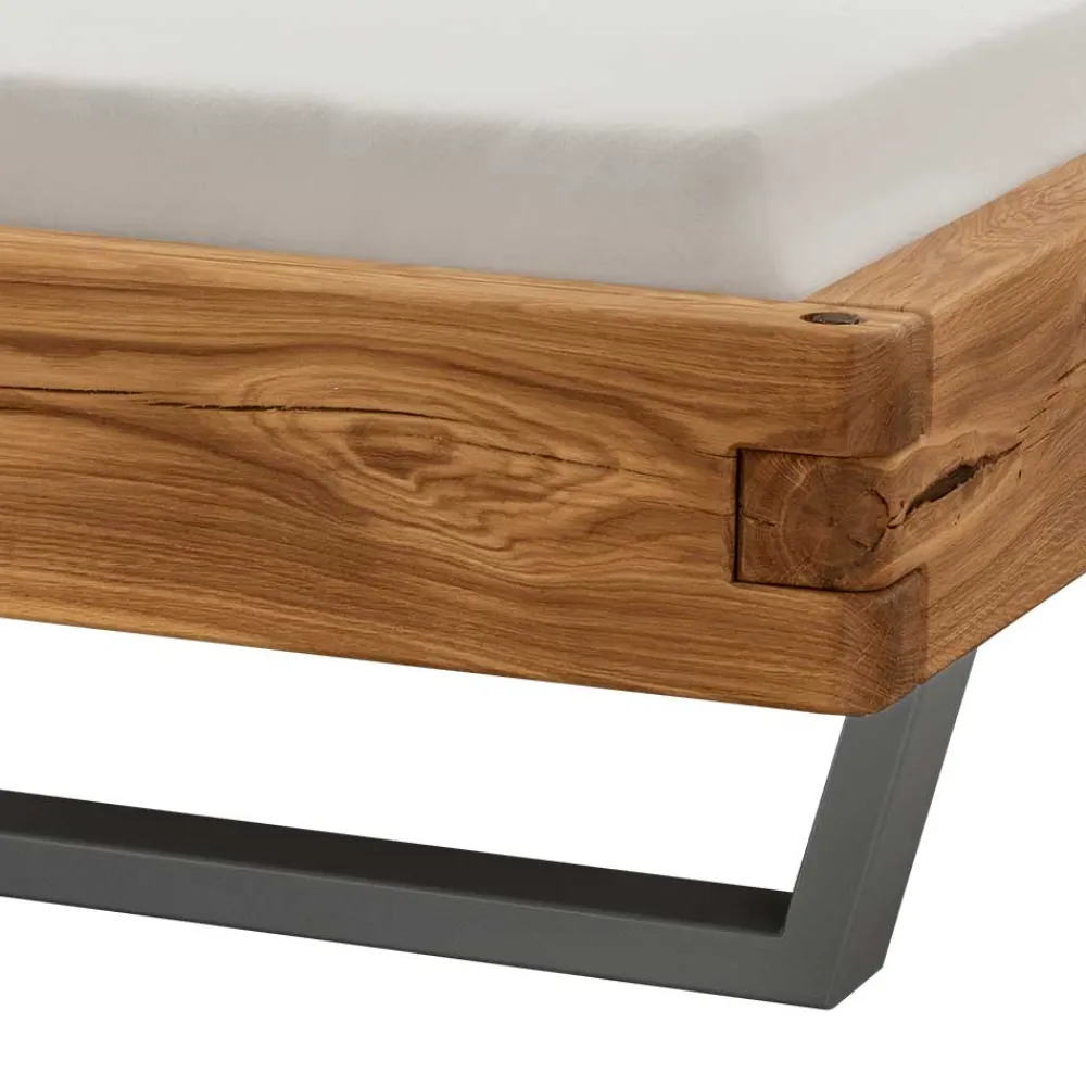 Wohnen Industrial Balkenbett mit Metallkufen - Magie