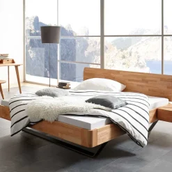 Wohnen Jugendbetten*Kernbuche Bett mit grauen Metall Kufen - Desirea