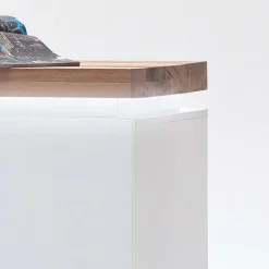 Wohnen Kommode Zelda mit LED Beleuchtung