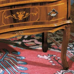 Wohnen Kompakter Schreibsekretär in Nussbaum Agosto im Barockstil