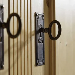 Wohnen Landhaus Buffetschrank Zalau aus Fichte Massivholz