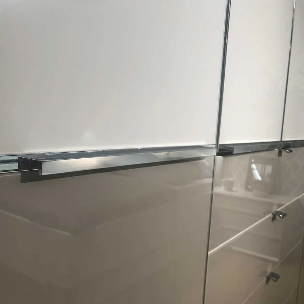 Wohnen 1,98m Kombi-Kleiderschrank mit Glasfront - Pascan