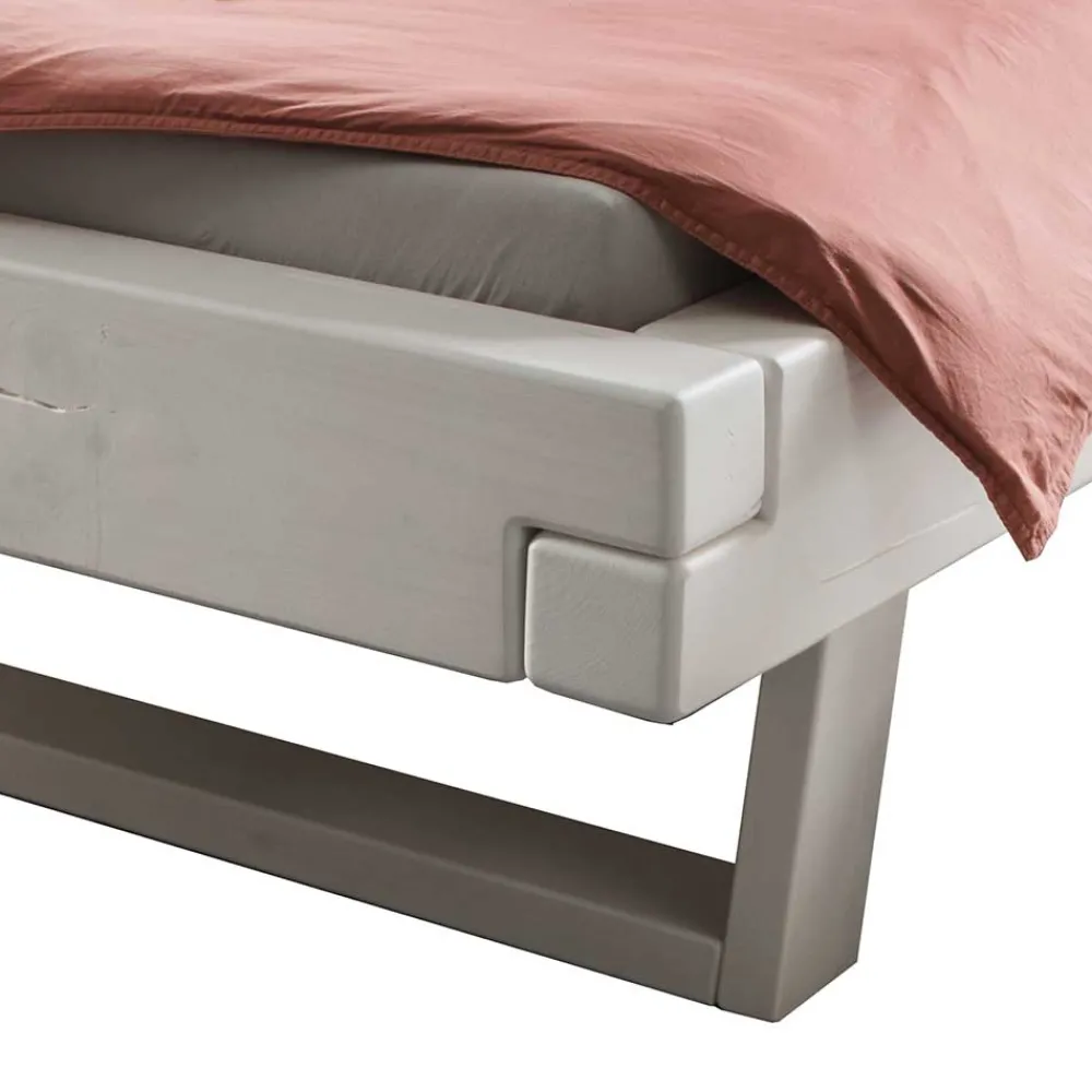 Wohnen Weiße Möbel|Naturholzmöbel*Massives Balkenbett in Weiß lasiert - Restania