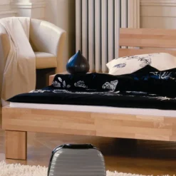 Wohnen Jugendbetten*Massivholzbett Logan aus Buche