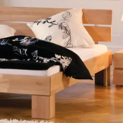 Wohnen Jugendbetten*Massivholzbett Logan aus Buche