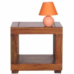 Wohnen Quadratischer Beistelltisch Hoslo aus Massivholz klar lackiert