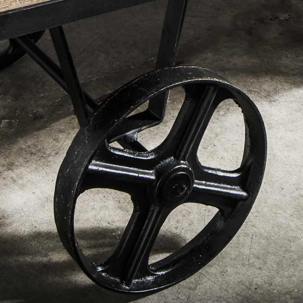 Wohnen Loft Möbel|Industrial Möbel*Rustikaler Design Couchtisch mit Eisenrädern - Pistroga