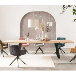 Wohnen Rustikaler Esstisch mit Naturkanten Eiche - Zavana