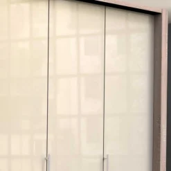 Wohnen Schmaler Kleiderschrank in Cremefarben - Rativian