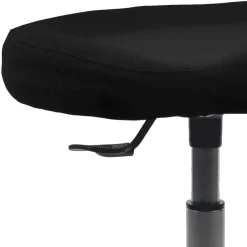 Wohnen Bürostühle|Sessel & Hocker*Schwarzer Pendelhocker aus Flachgewebe - Travorna