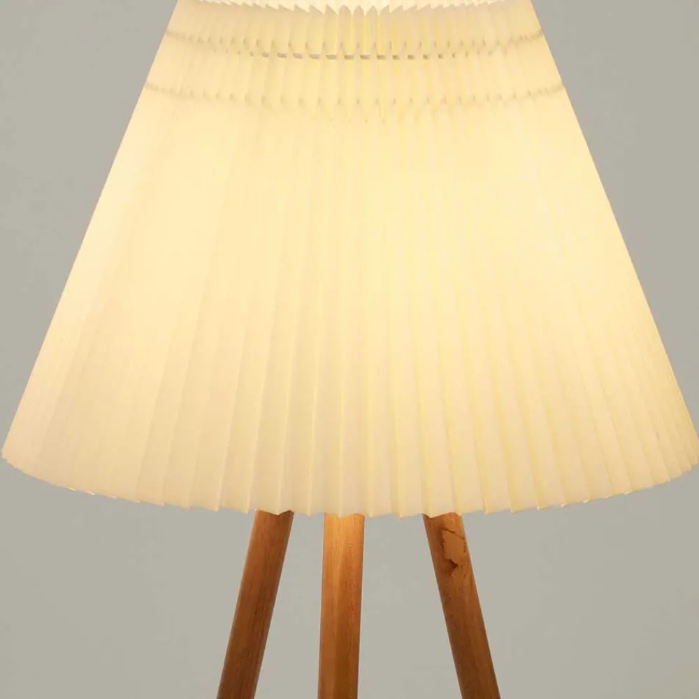 Wohnen Lampen & Leuchten*Stehleuchte mit 3-Bein-Gestell - Meckey