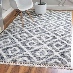 Wohnen Teppiche*Teppich mit handgeflochtenen Fransen in Creme und Grau - Juwan