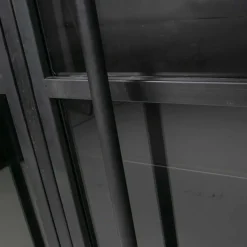 Wohnen 2-türige Metall Vitrine in Schwarz - Ponnya