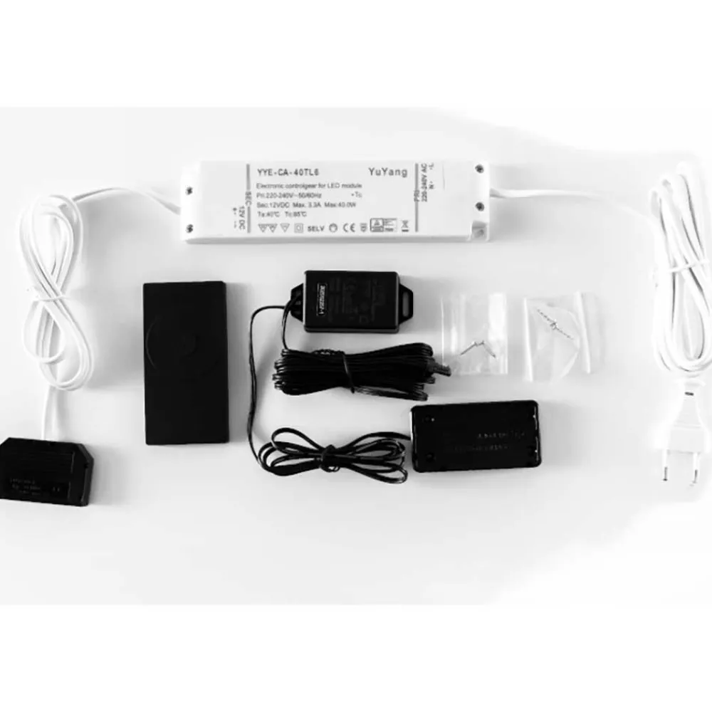 Wohnen Tv & Hifi-Möbel|Tv & Hifi-Möbel*TV Unterschrank in Lichtgrau mit Wildeiche - Apulco