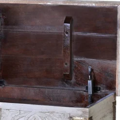 Wohnen Vintage Möbel*Vintage Holztruhe in Antikweiß mit Bronze - Volkma