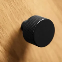 Wohnen Wildeichebett 210cm lang & Nachtkommoden - Hardus (dreiteilig)