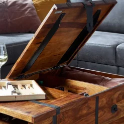 Wohnen Holztruhen*Wohnzimmer Truhentisch mit Weinregal - Ovalle