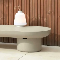 Wohnen Designermöbel*140x30x60 Ovaler Tisch aus Leichtbeton - Catania